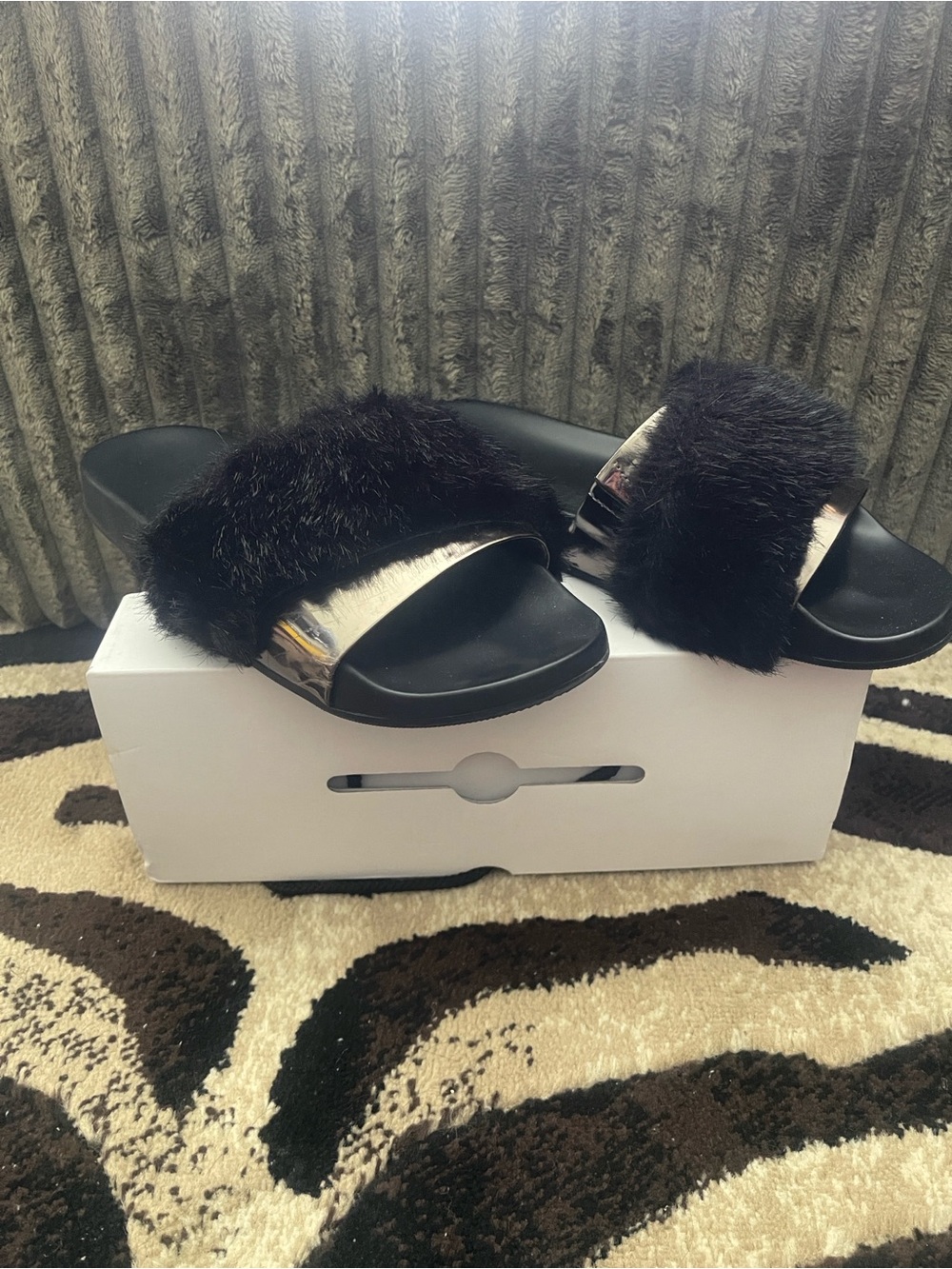 Black Aldo Faux Fur Slide Sandals - Women's Comfort Slides